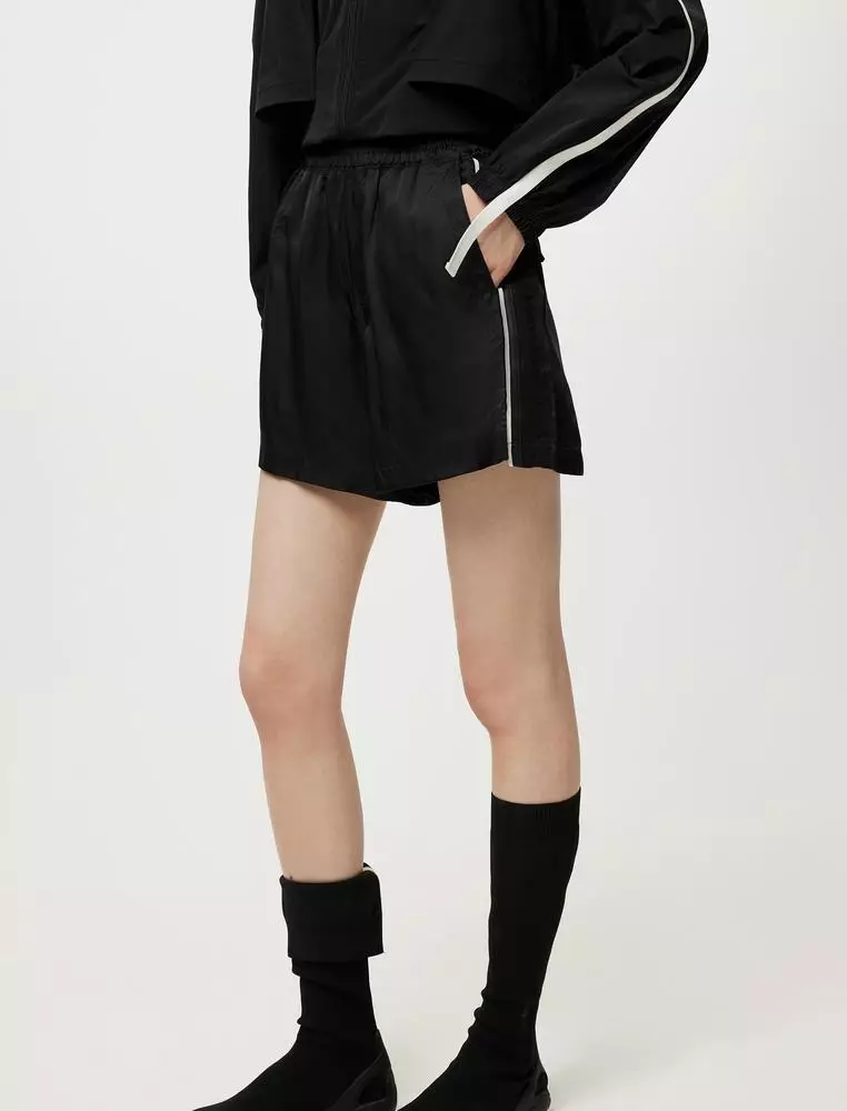 JNBY女士休閒寬鬆短褲
