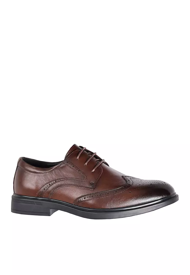 Discount on Twenty Eight Shoes  shoes - SKU: VANSA Top Layer Cowhide Carved Business Derby Shoes VSM-F-23612