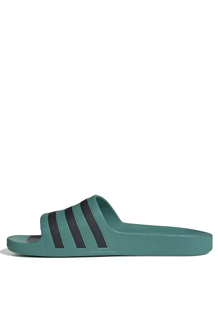 Adilette Aqua Slides