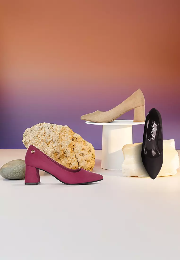 Block Heel Pumps in Burgundy
