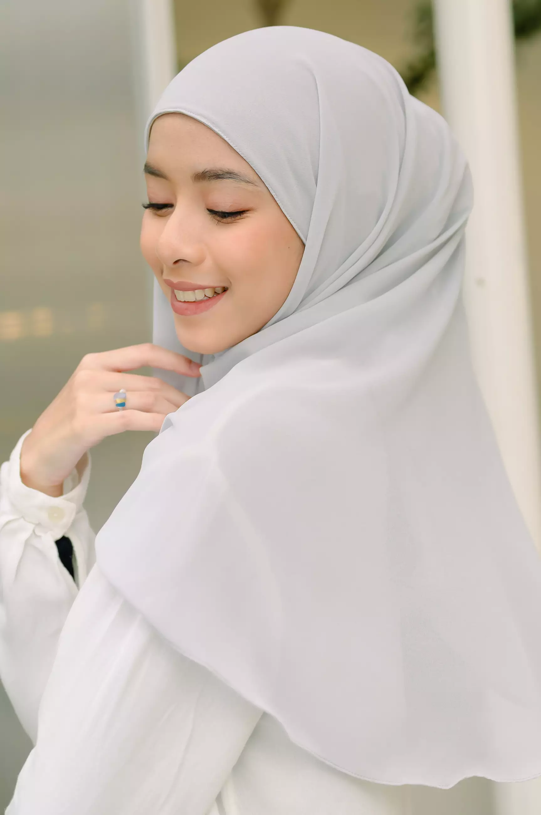 Bawal Inner Oval Light Grey