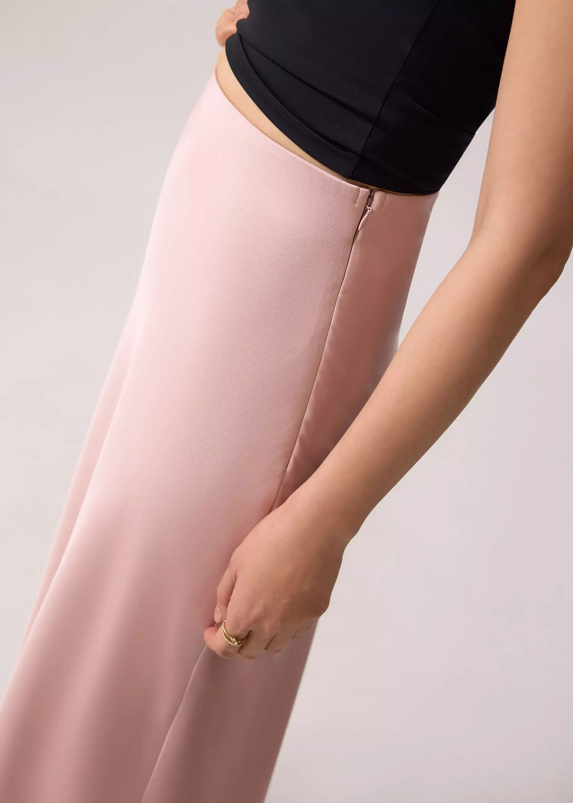 Rok Wanita - Elastic Satin High Waist Bias Cut Midaxi Skirt