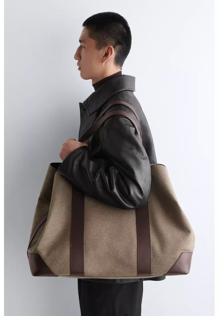 WEEKENDER OVERSIZED TOTE BAG - WOOL