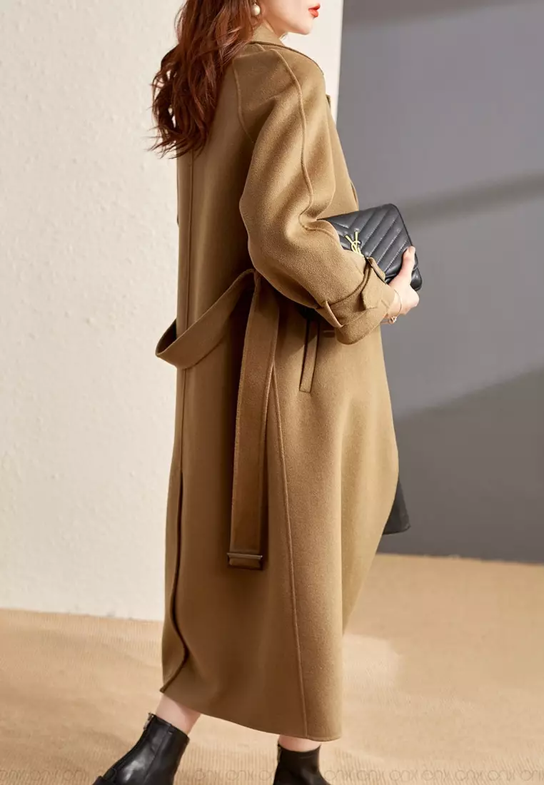 Elegant wool coat shop