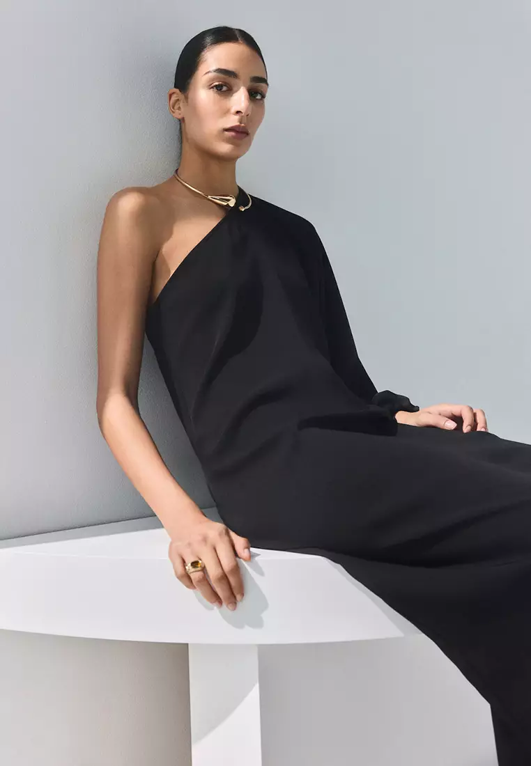 企領連身裙配泡泡袖