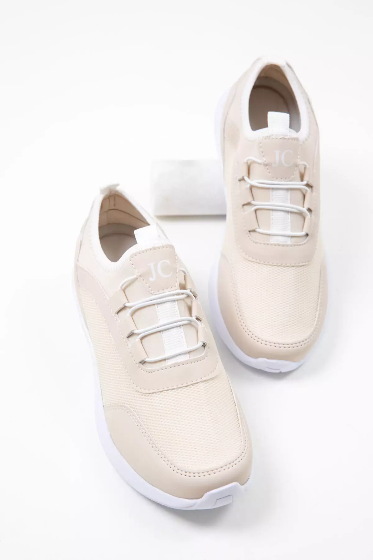 Women's Beige-White Sneakers 15226