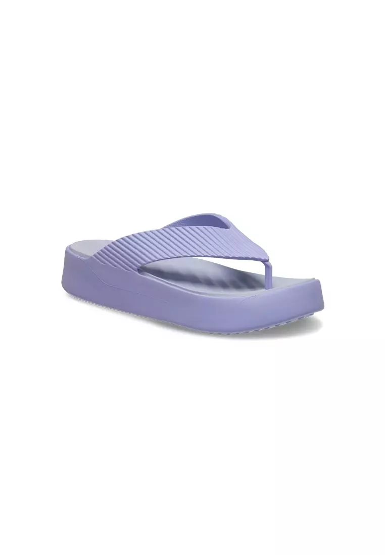 Discount on Crocs  shoes - SKU: Women's Getaway Platform Beach Flip in Mystic Purple