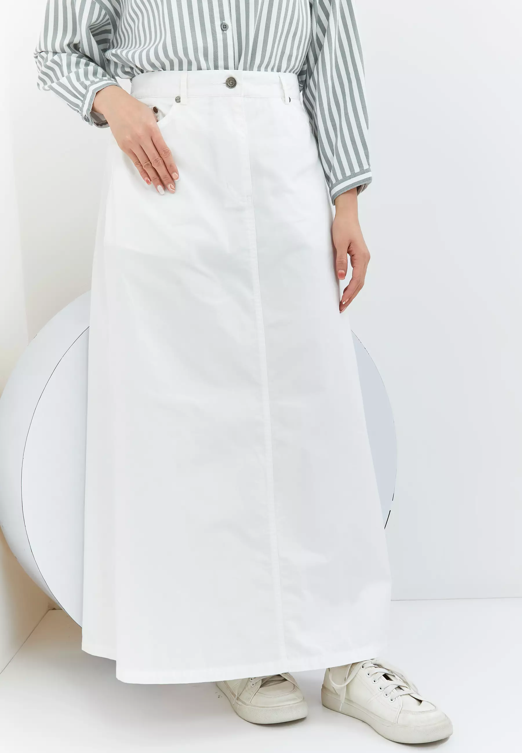 Clarisa White Skirt (G.21113)