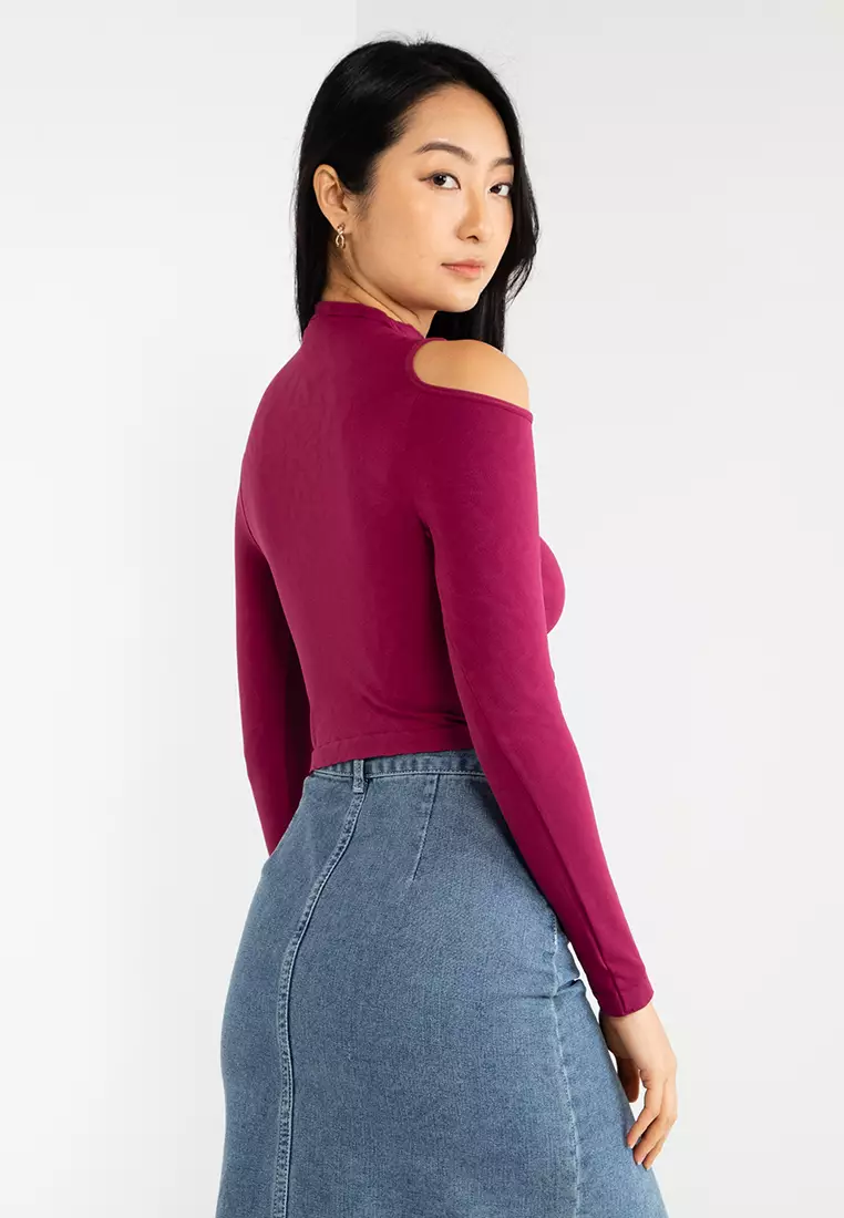 Seamless Cut Out Shoulder Long Sleeves Top