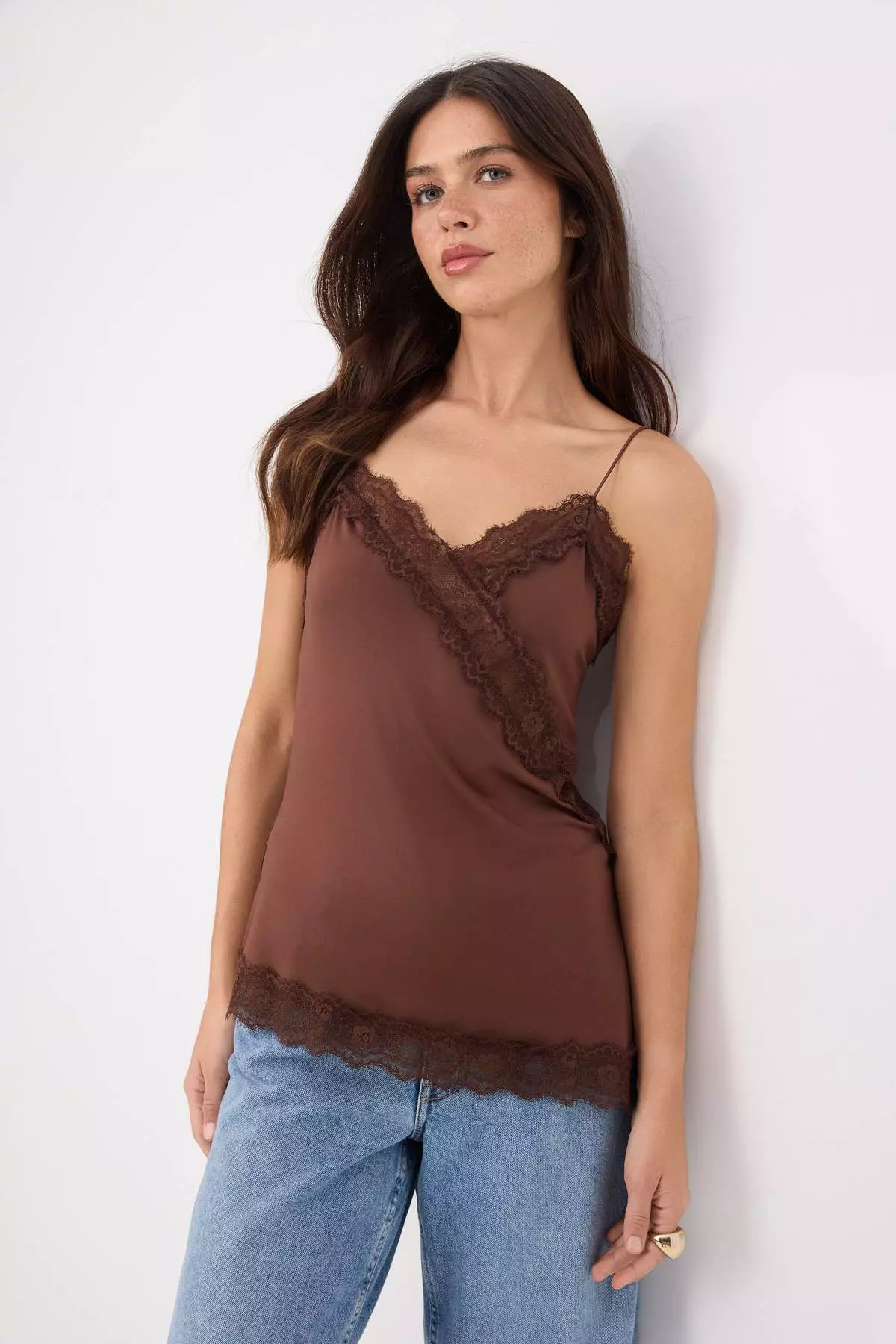 Brown Regular/Normal Fit V-Neck Sleeveless Lace Detailed Crepe Knitted Blouse Twoss26Bz00825