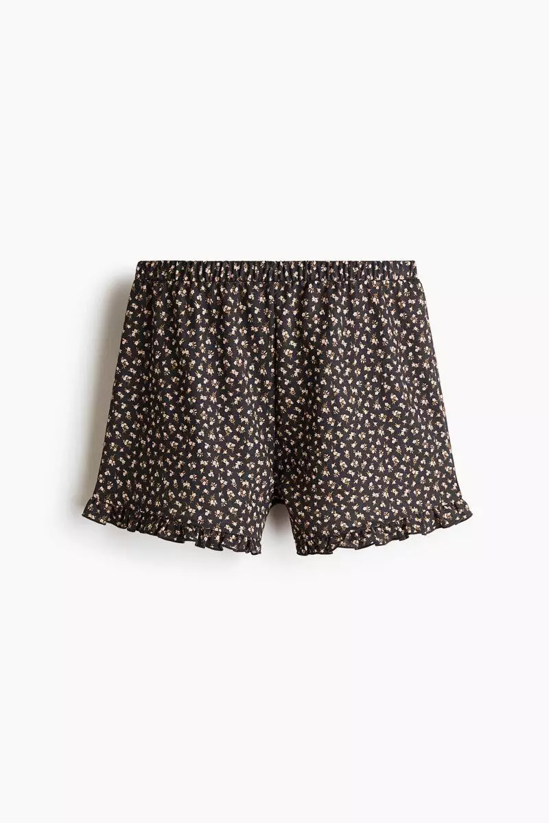 Frill-trimmed shorts