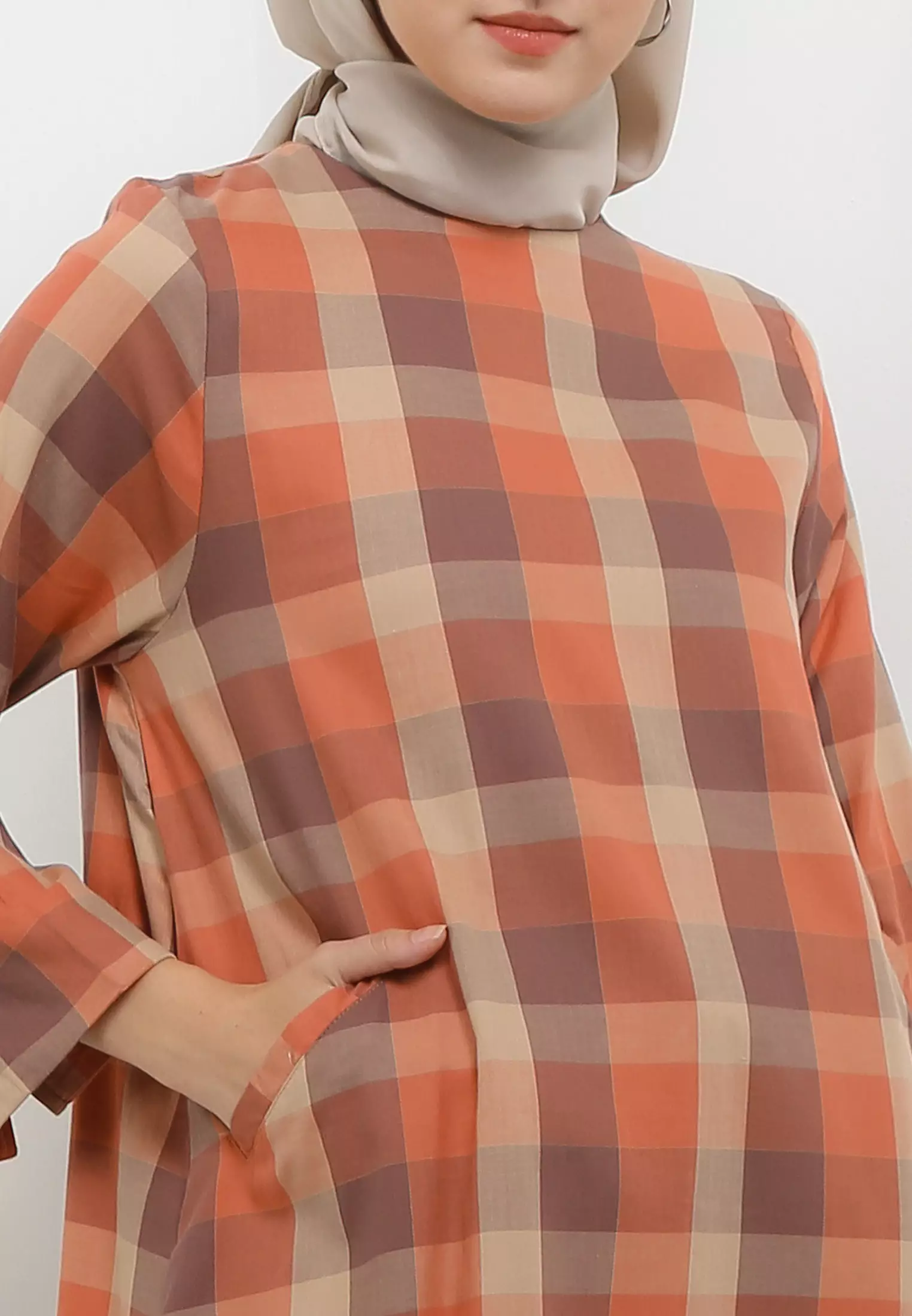 MFMW Ghasassi Tunik Brick Motif Kotak