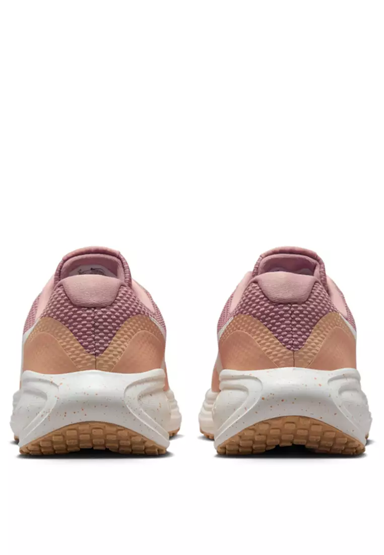 Revolution 8 Road Running Shoes