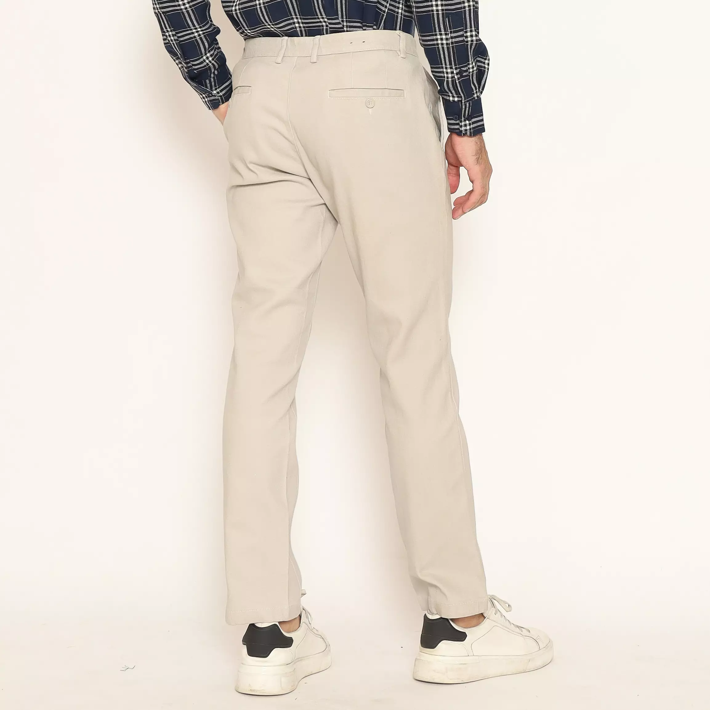 Schoeller Celana Chino Slim Fit Pria Warna Abu-abu Muda | Katun Stretch Premium Polos