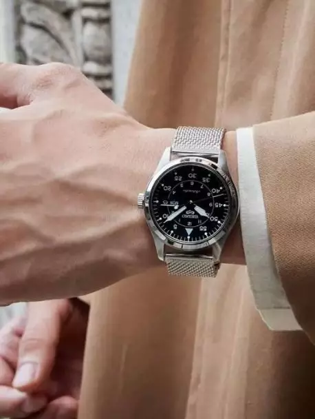 Jam Tangan Pria Seiko 5 SRPH23 SRPH23K1 Strap Stainless Steel Silver Flieger Field Suits Style Automatic Black Silver Color