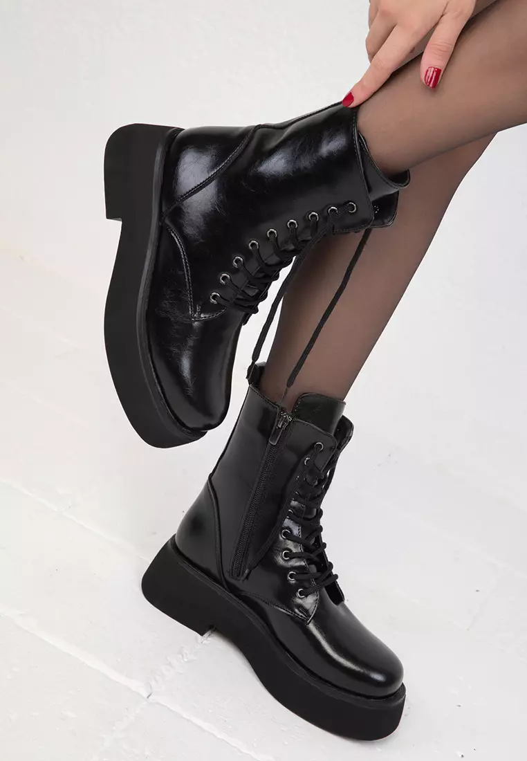 Women's Black Boots - 19757 Model Bootie