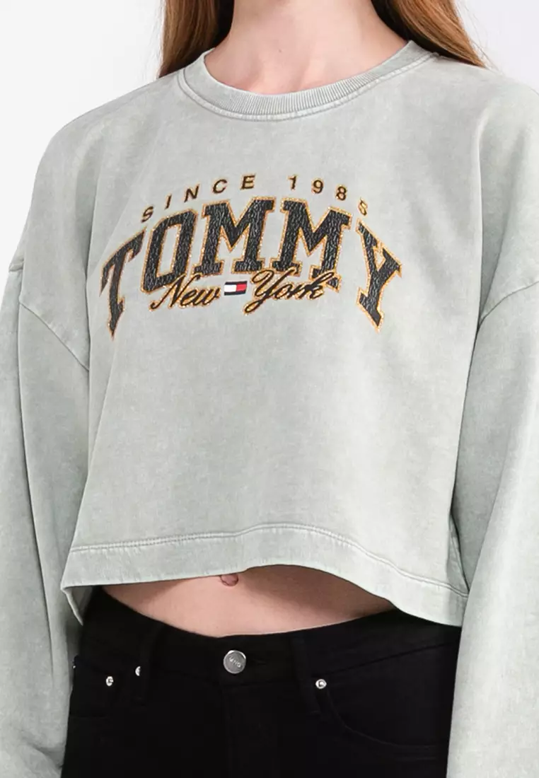 Tommy deals crop hoodie