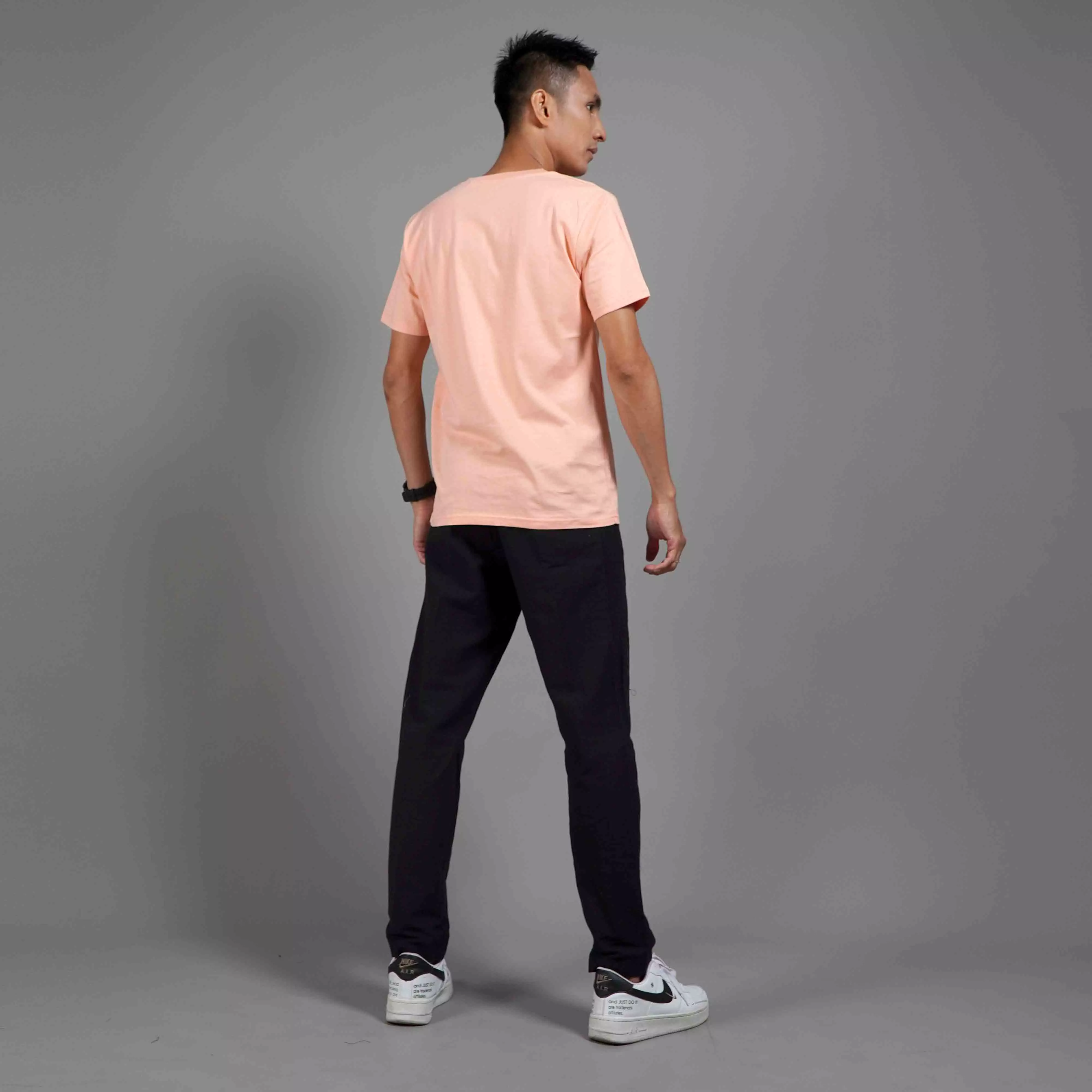 Kaos Polos Pria Lengan Pendek Basic Casual TShirt Cotton - Peach