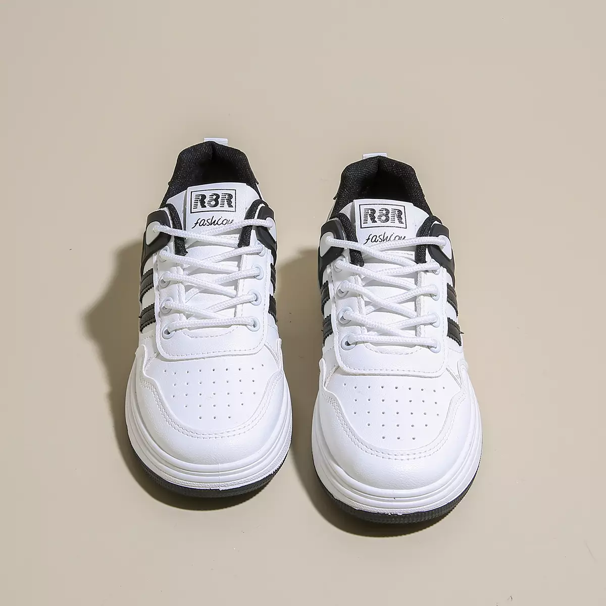 Sepatu Kasual Cewek Sneakers Wanita Ringan Nyaman Dipakai SS102