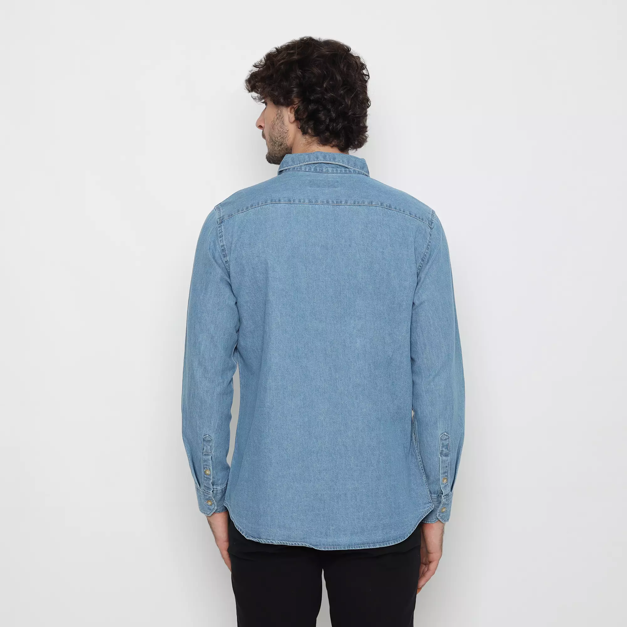 Platini Kemeja Pria Lengan Panjang Katun Denim Biru Muda 76421