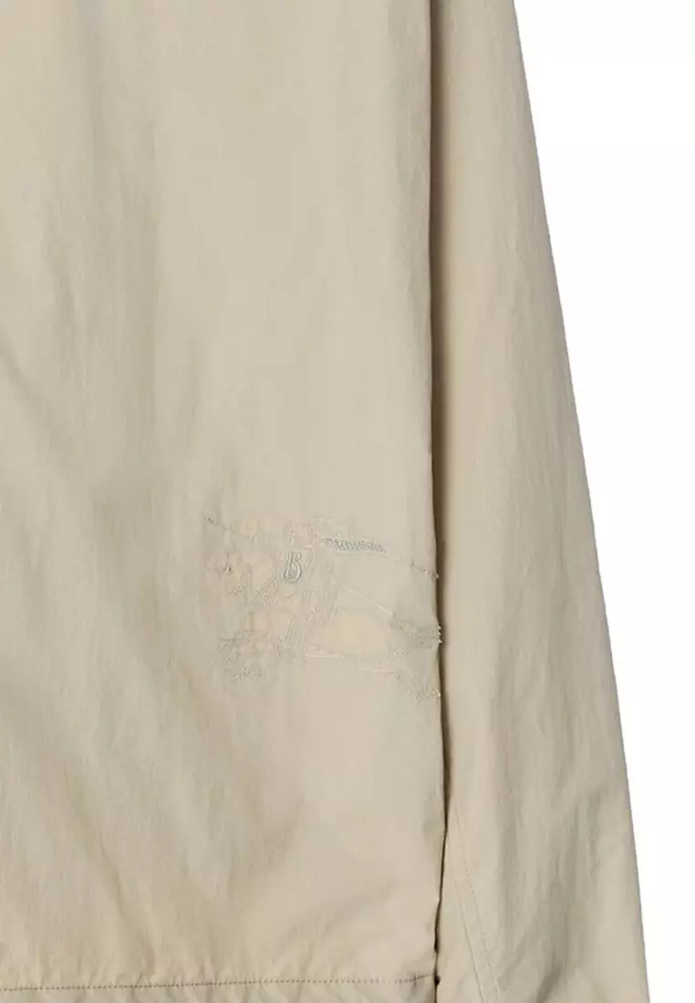 Nylon Pullover Windbreaker in Hunter