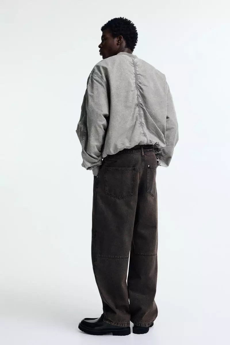 Baggy darted jeans