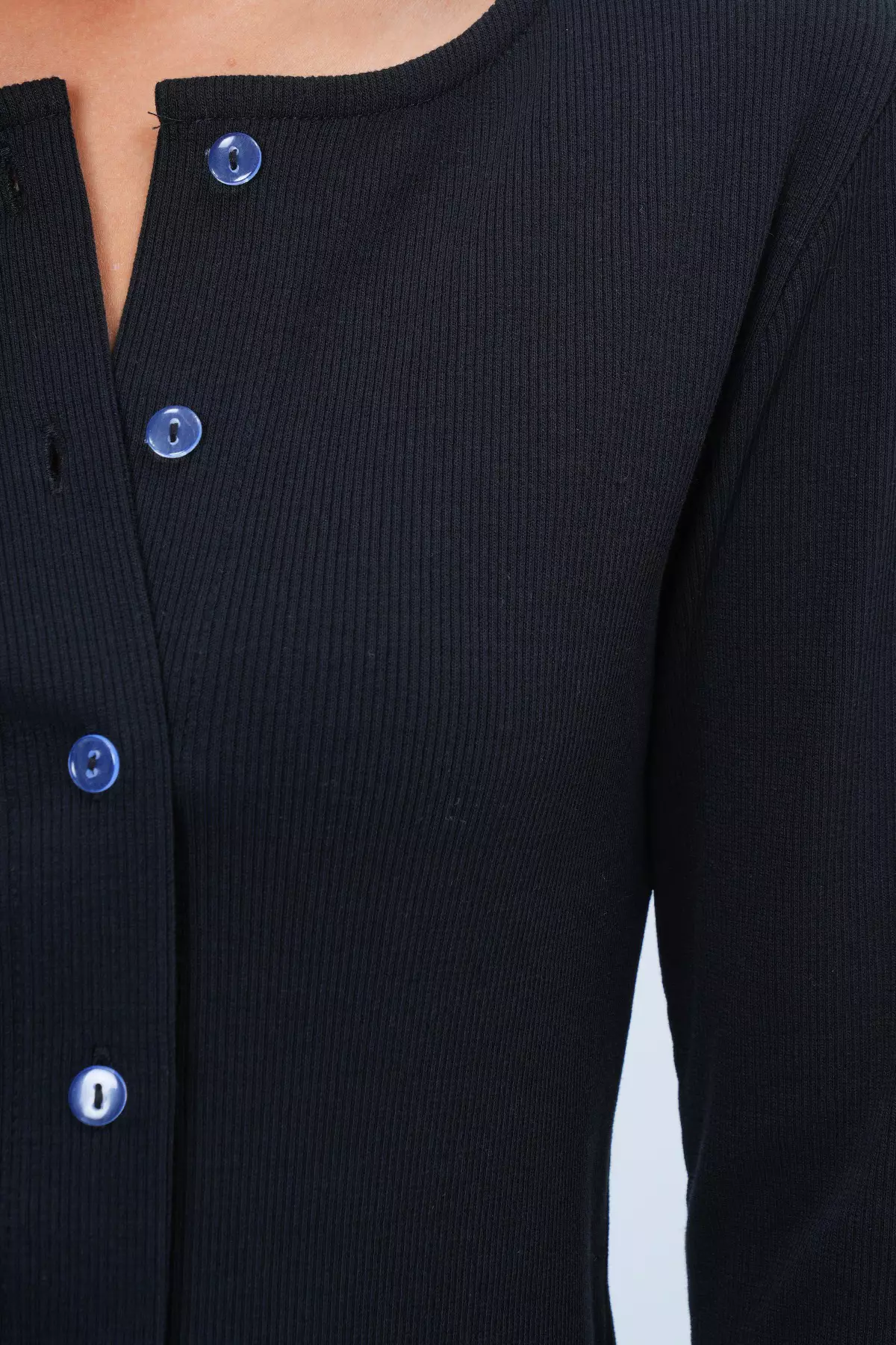 Women's Black Wide Cuffed Stitch Detailed Front Buttoned Camisole Blouse Alc-X14400