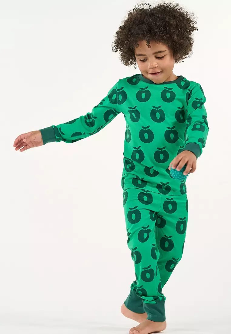 Jubilee nightwear set with apples