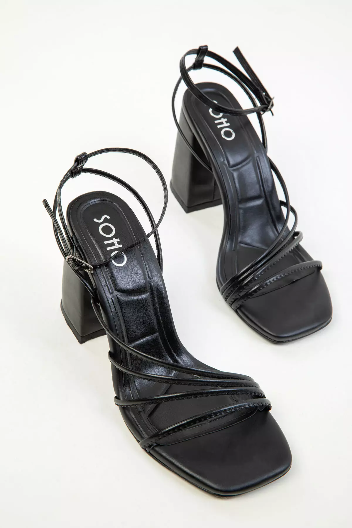 Women's Black Classic Heels 20282