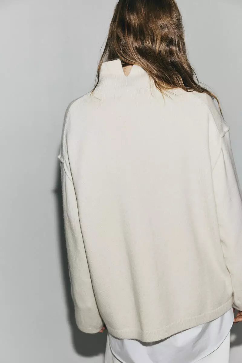 Seam-detail turtleneck jumper