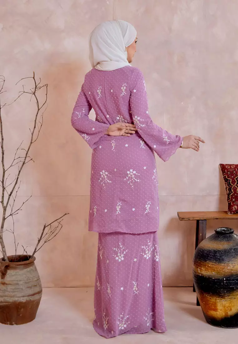 Mayang Chiffon Embroidered Kebarung Modern