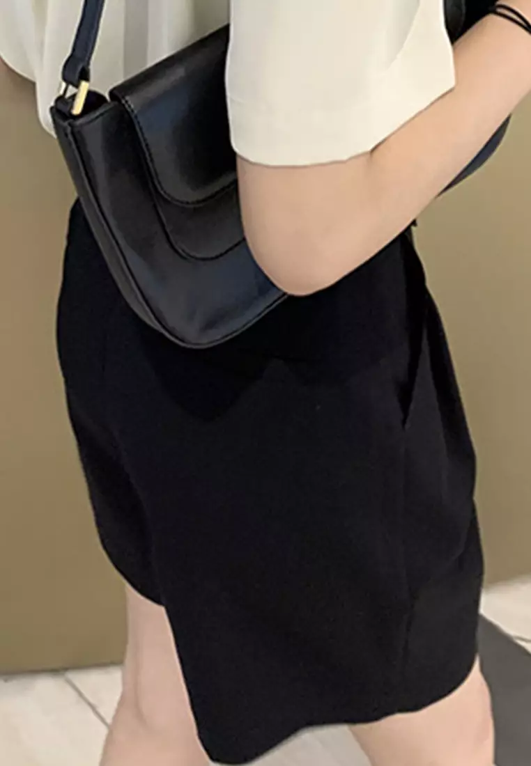 Korean Casual Workwear Loose Wide-Leg Shorts A21051307BK