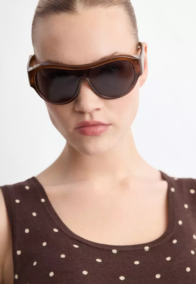 Polka-Dot Knitted Top