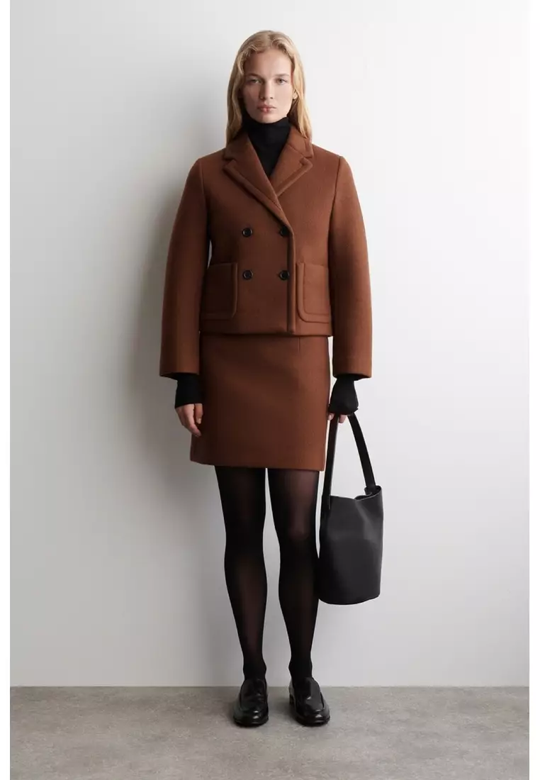 CROPPED DOUBLE-BREASTED WOOL BLAZER