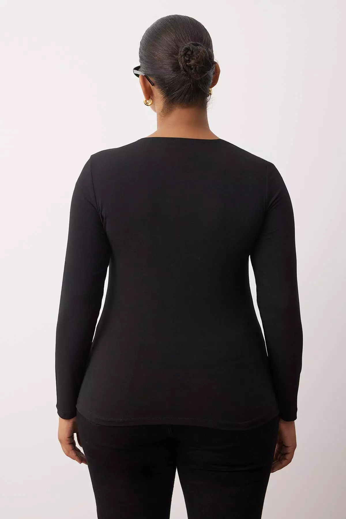 Black Asymmetric Collar Accessory Detail Knitted Plus Size Blouse Tbbaw26Af00010