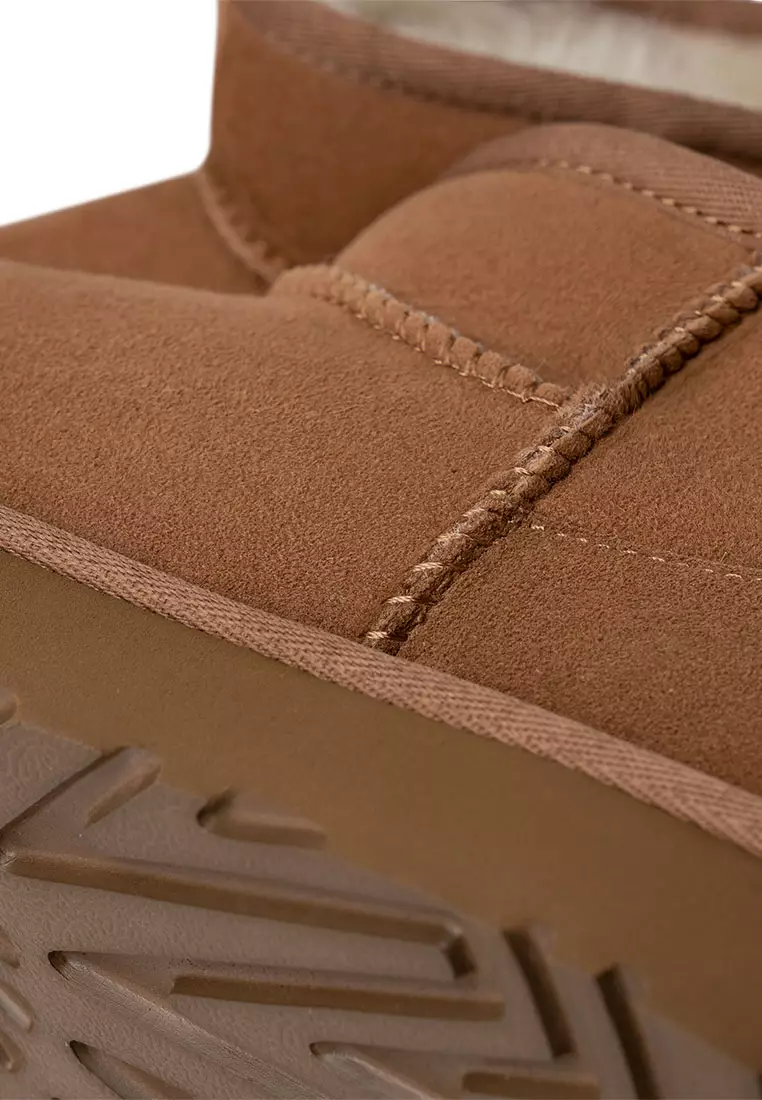 Men's Classic Ultra Mini Classic Boot - Chestnut (1137391-CHE)