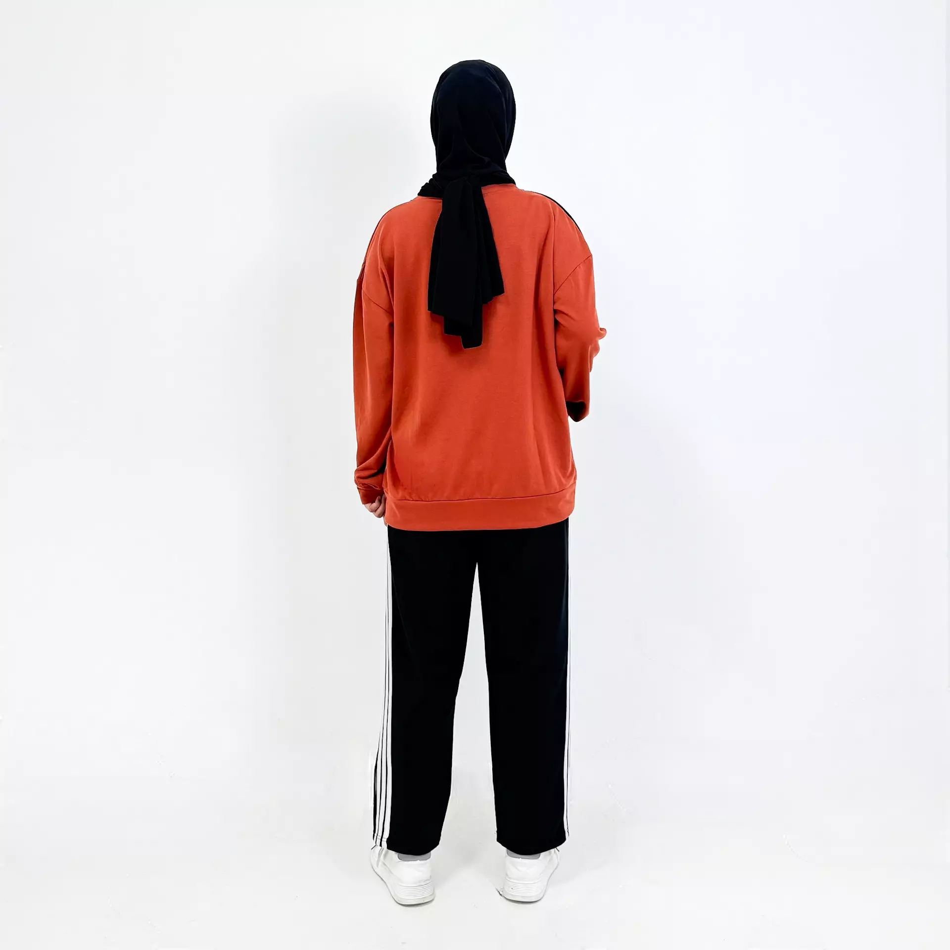 Joanita Set Sporty [BATA] Setelan Training Olahraga Wanita Lengan Panjang