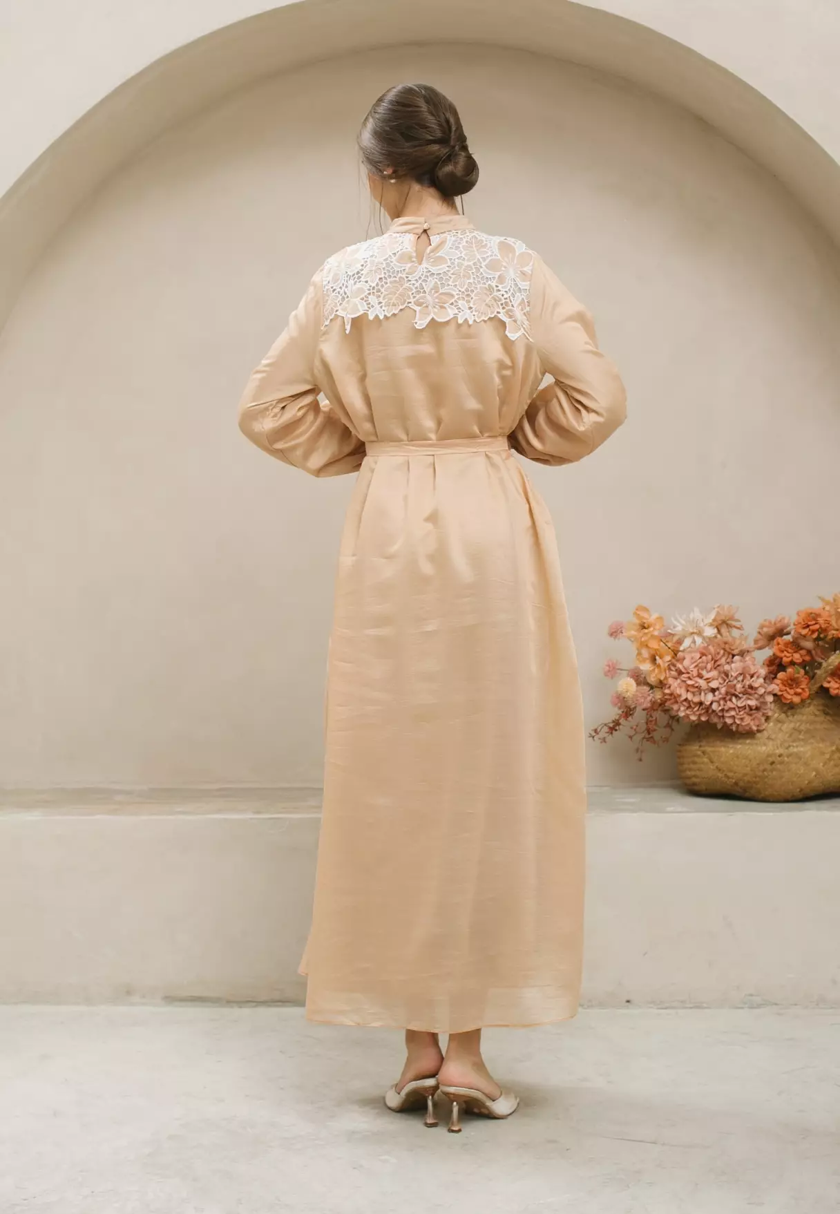 Caroline Dress - Peach