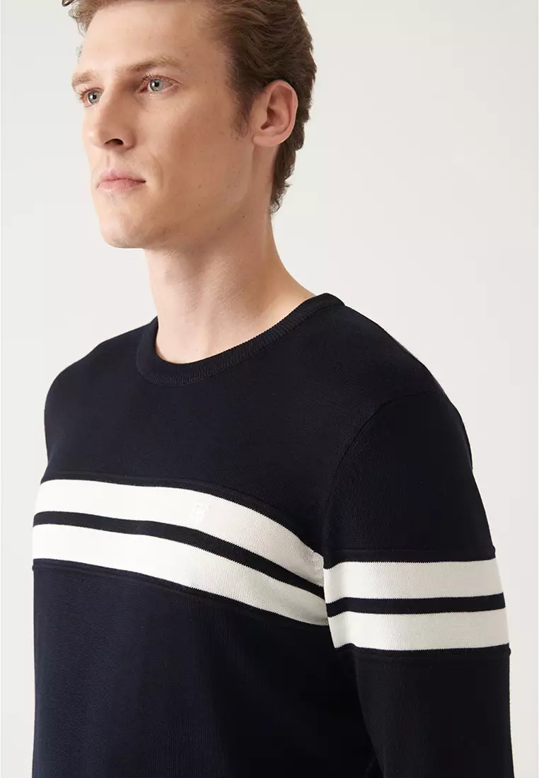 Crew Neck Knit Sweater