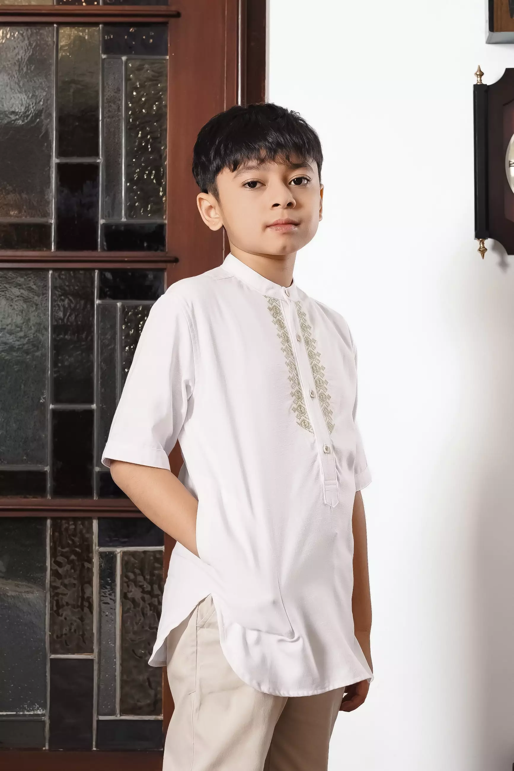 AMK Sarimbit Keluarga Set Bakhati Series White Junior Koko anak