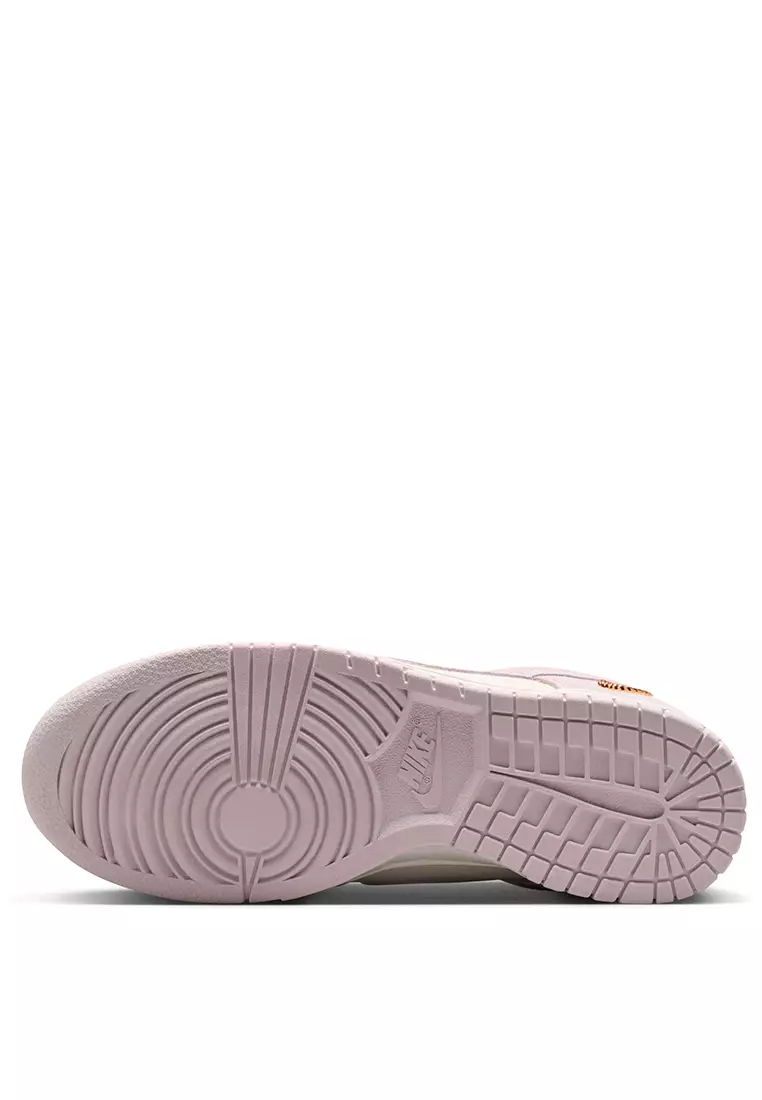 Dunk Low Women's Shoes
