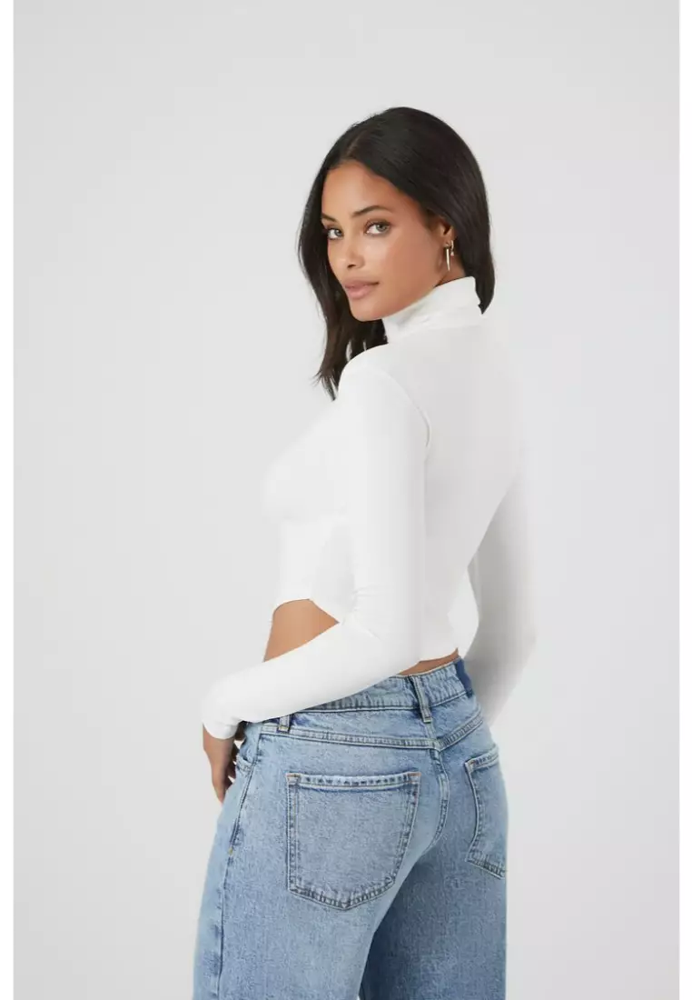 White turtleneck crop top forever 21 top