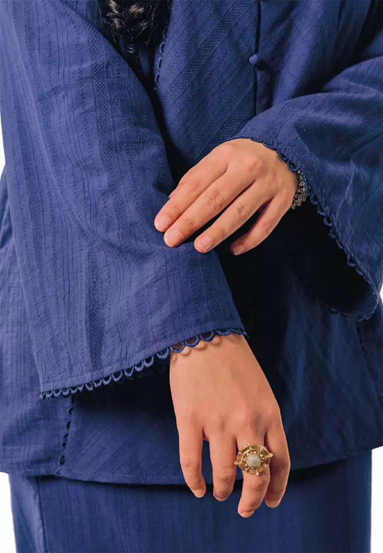 UMMA Seroja Loose Modern Kebaya in Navy Blue
