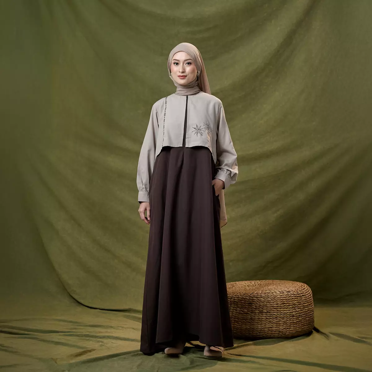 ZM Zaskia Mecca - Keyla Ash Gamis Wanita Dress - Romansa Khatulistiwa - Wijayakusuma