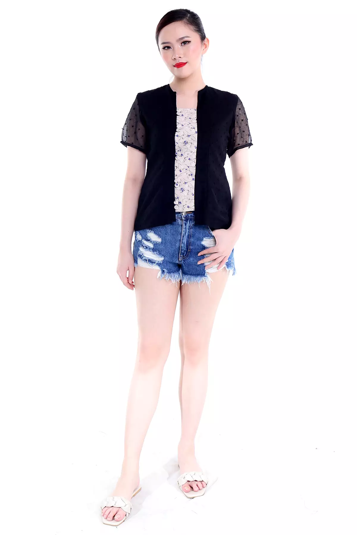 Anglaina Boenga Abu Kebaya