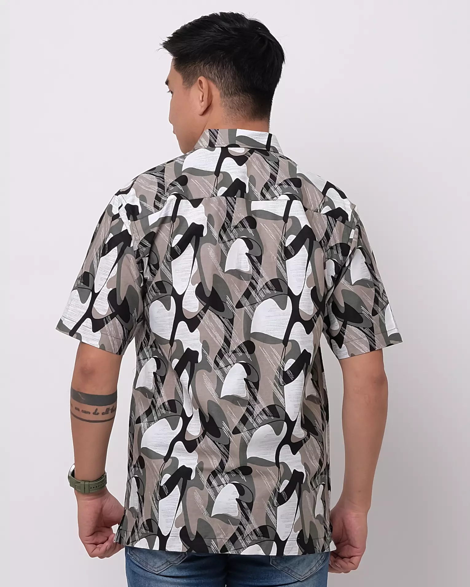 Andre Michel Kemeja Lengan Pendek Abu Motif Hijau 16763