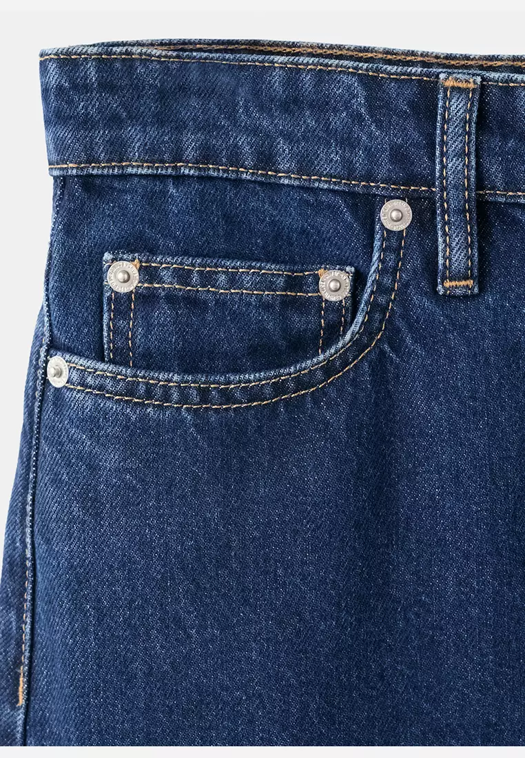 Wide Leg Mid-Rise Jeans