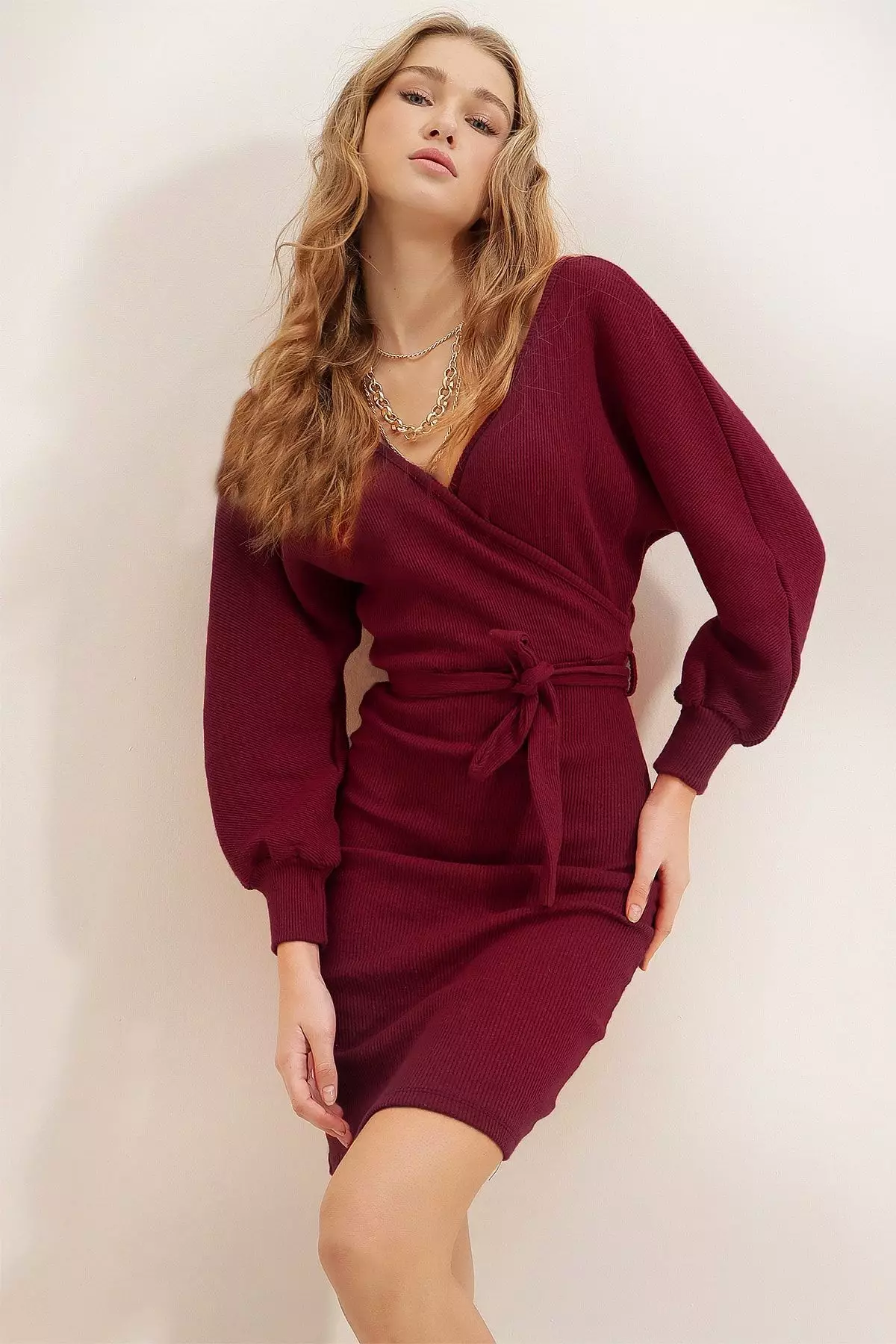 Women's Burgundy Double Breasted Collar Bat Sleeve Belted Waist Camisole Dress