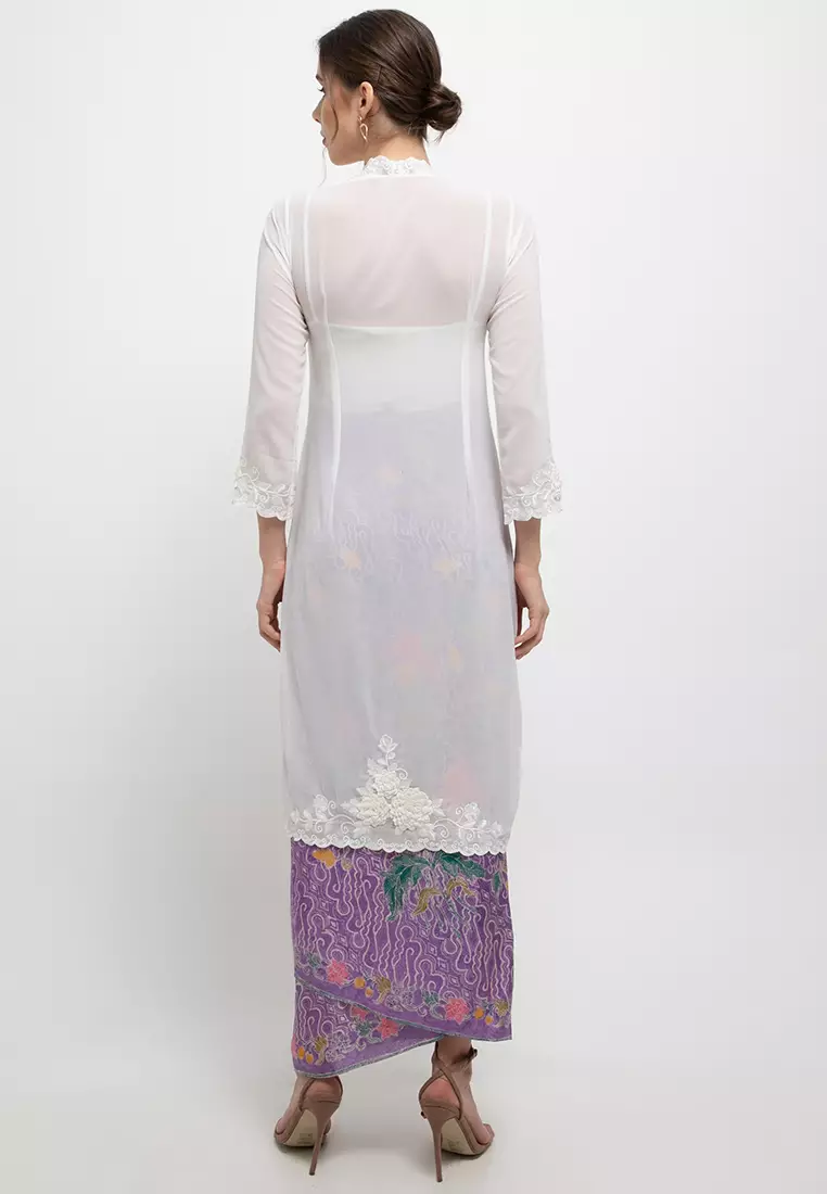 Kebaya Panjang All White Classic