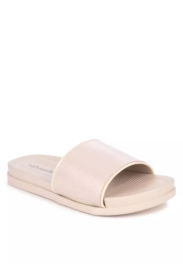 Discount on Unlisted  shoes - SKU: Coolidge Slides Softawalk